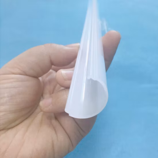 Custom-Made PC Plastic Extrusion Lens for LED Tube Light Housing with Good Price